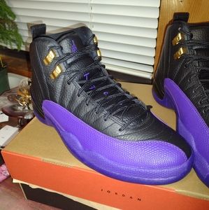 AIR JORDAN 12 RETRO
